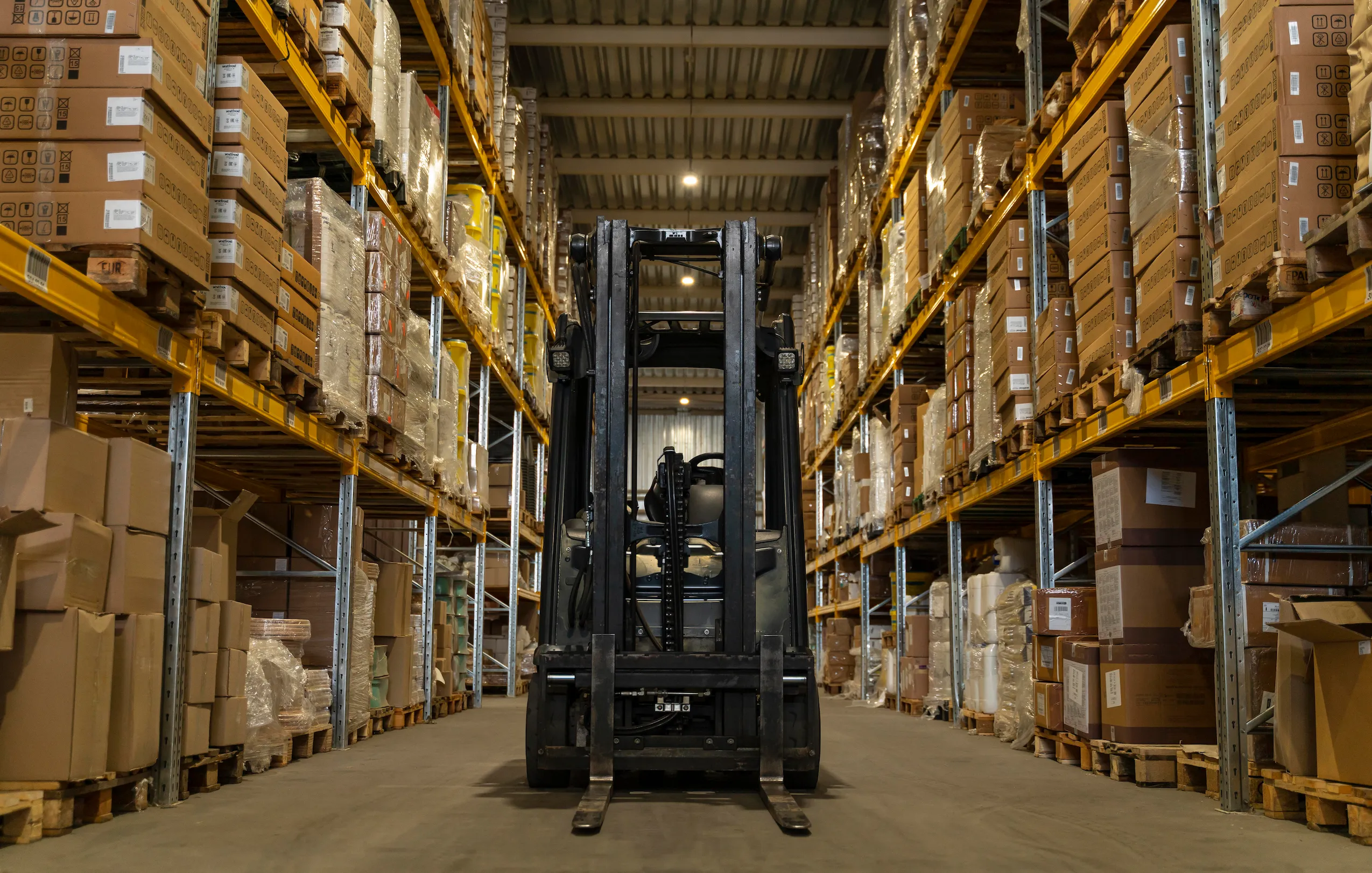 close-up-warehouse-view close-up-warehouse-view